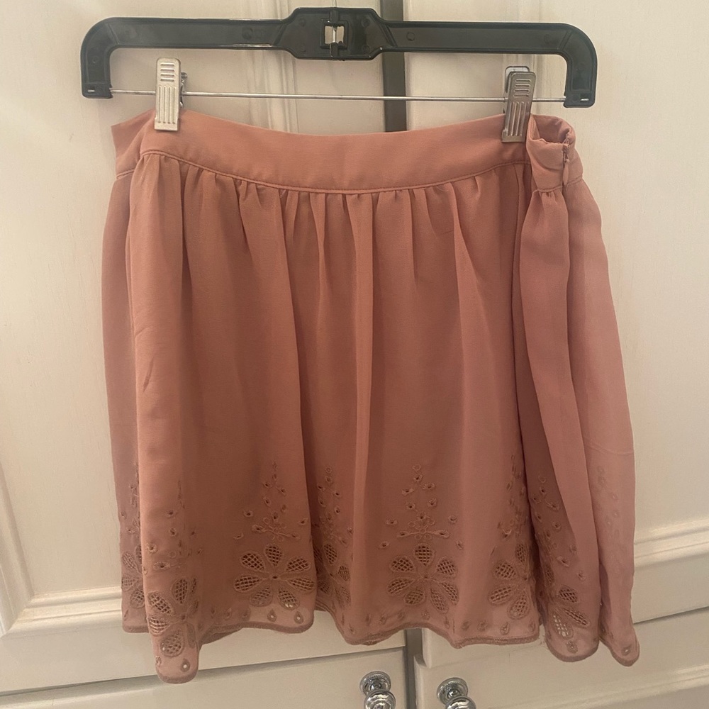 Forever 21 Dusty Rose skirt with scalloped hem